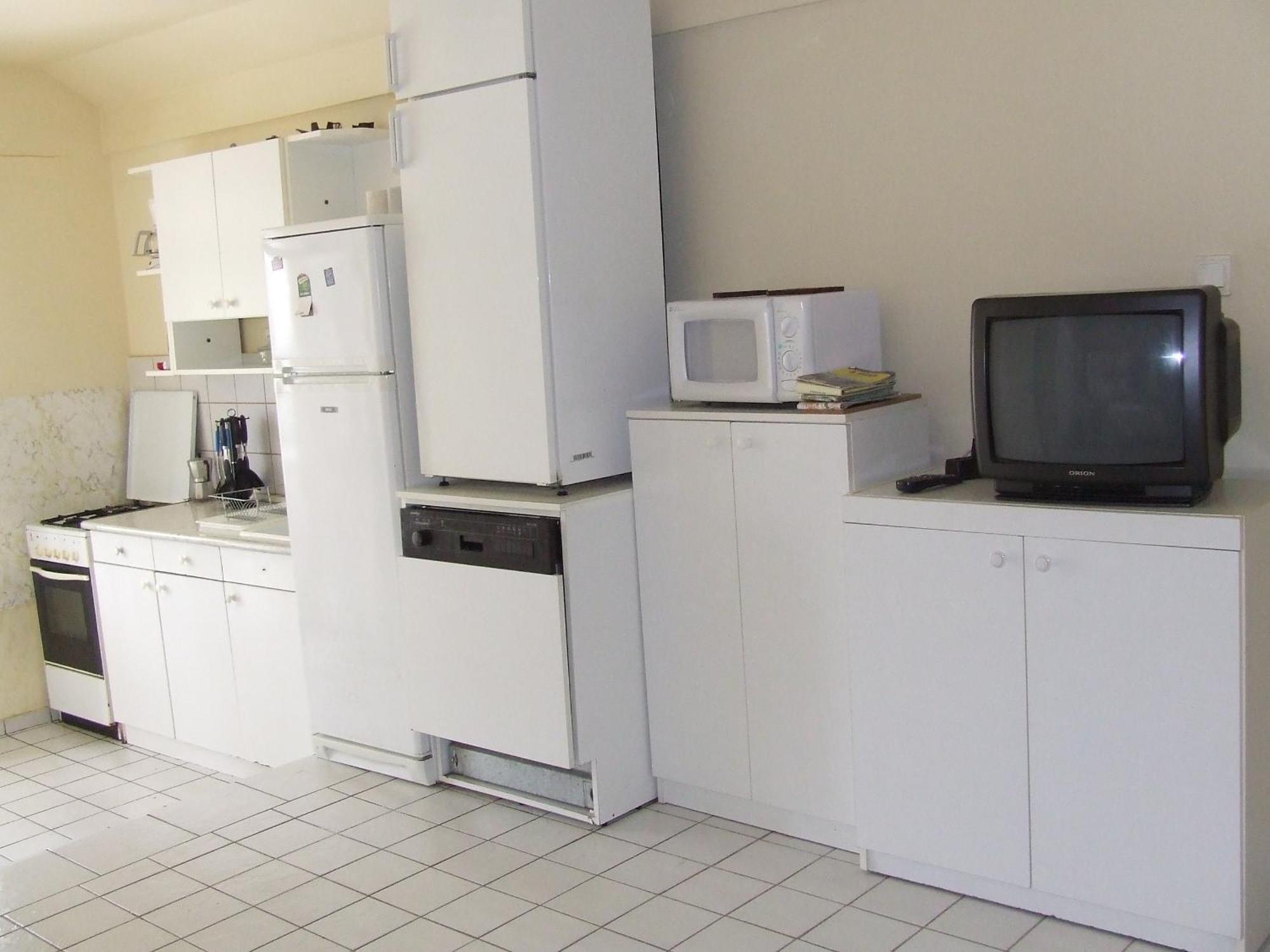 Prima Piheno Hotel Miskolc Bagian luar foto